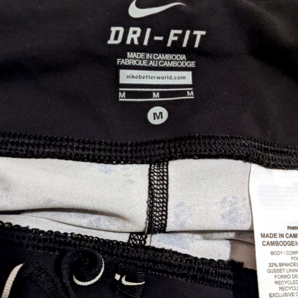 🌺SOLD🌺  Athletic, Nike Dri-fit  Running Tights - Size M -Tree Branch Pattern - Picture 3 of 7
